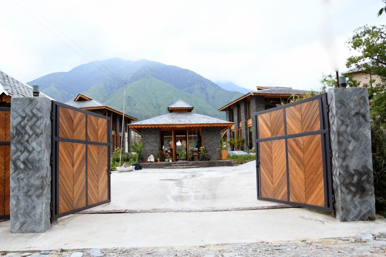 Osho Himalayas Wellness Resort 康格拉 外观 照片