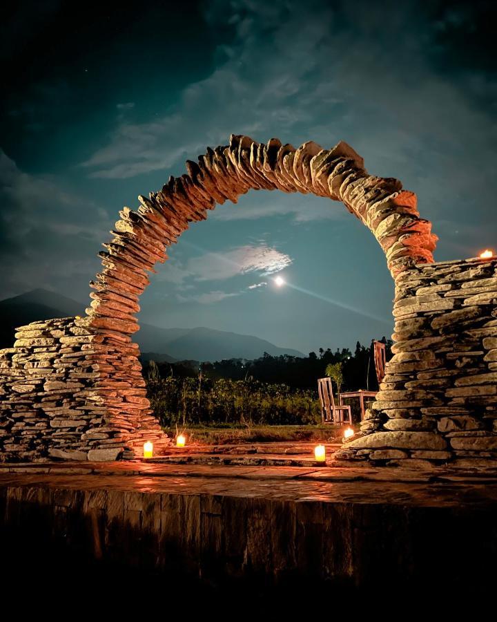 Osho Himalayas Wellness Resort 康格拉 外观 照片
