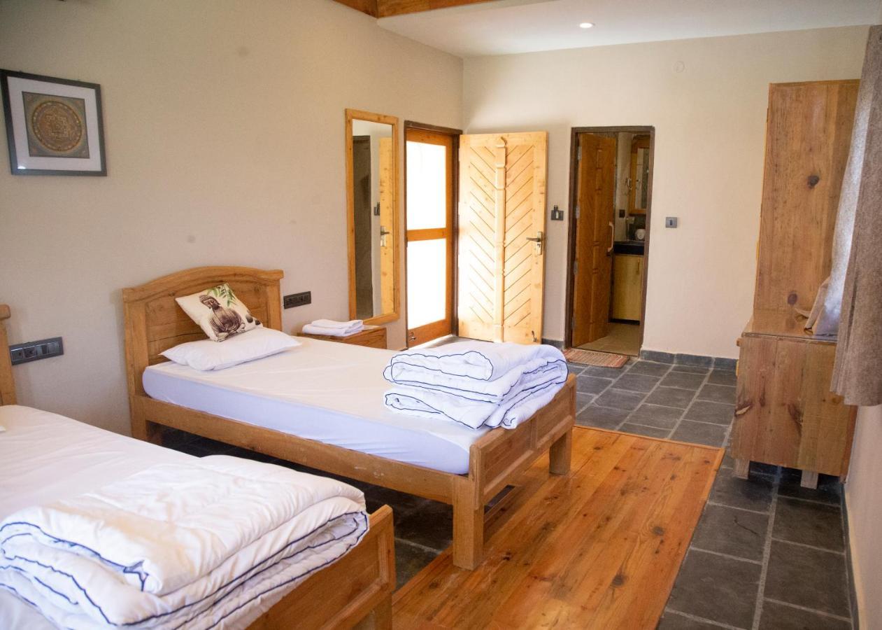 Osho Himalayas Wellness Resort 康格拉 外观 照片