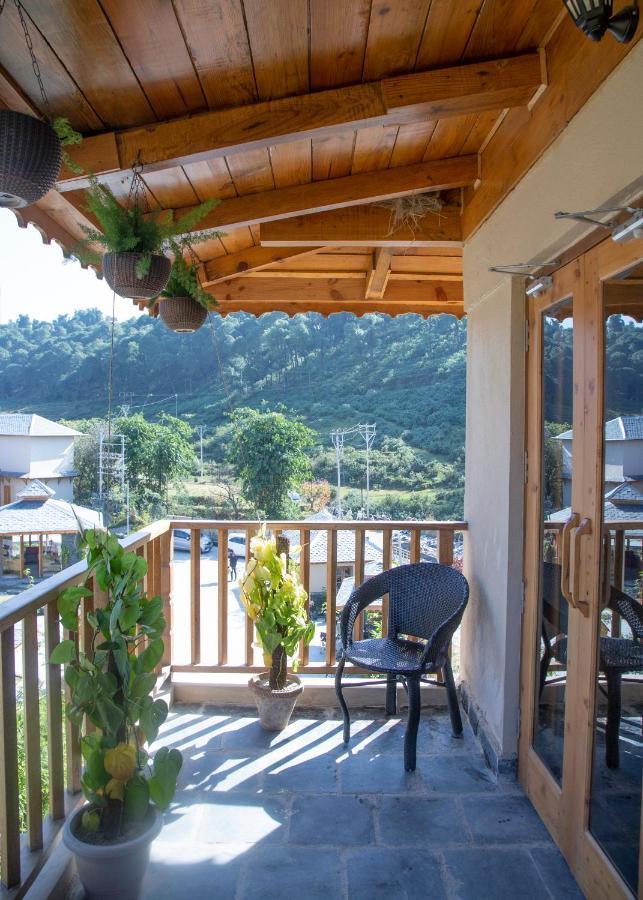 Osho Himalayas Wellness Resort 康格拉 外观 照片