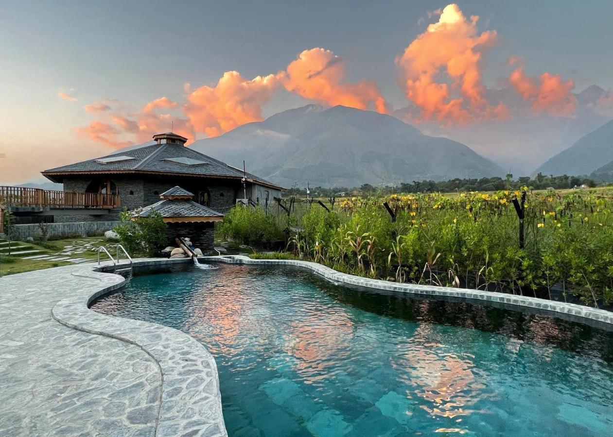 Osho Himalayas Wellness Resort 康格拉 外观 照片