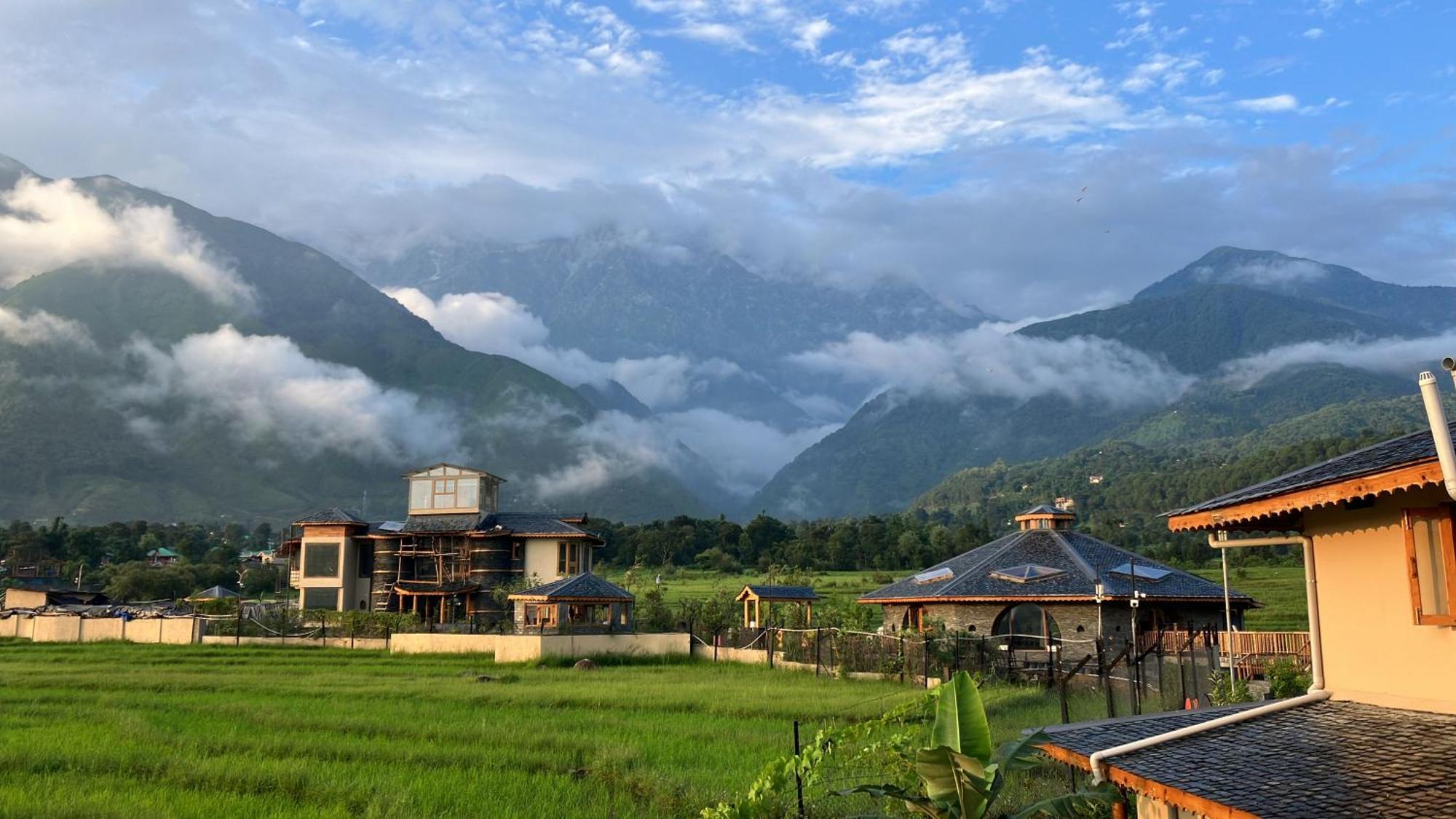 Osho Himalayas Wellness Resort 康格拉 外观 照片